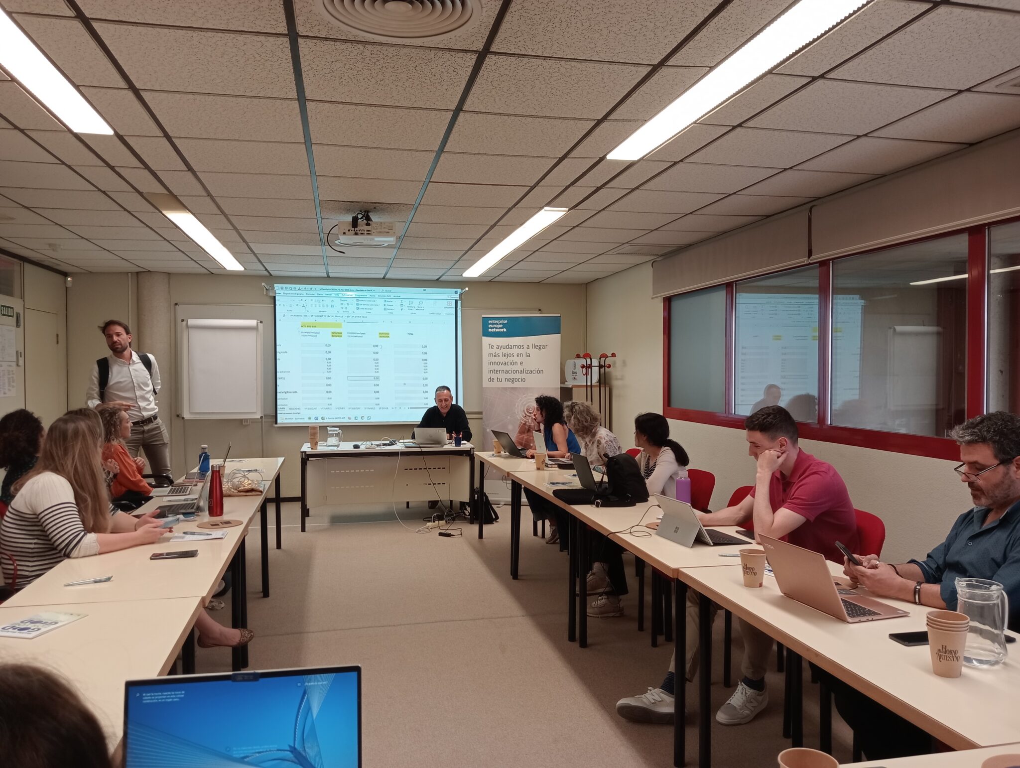 En este momento estás viendo La Camara de Toledo se reune con su consorcio en Pamplona para coordinar actividades de la Enterprise Europe Network