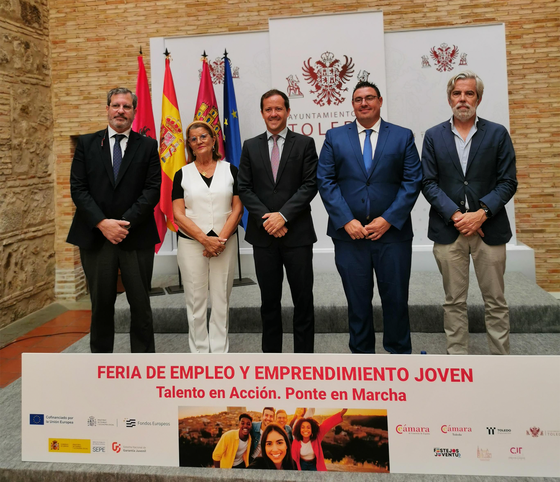 En este momento estás viendo Jóvenes con futuro: 520 ofertas y punto de inscripción en Garantía Juvenil en la Feria de Empleo de Toledo