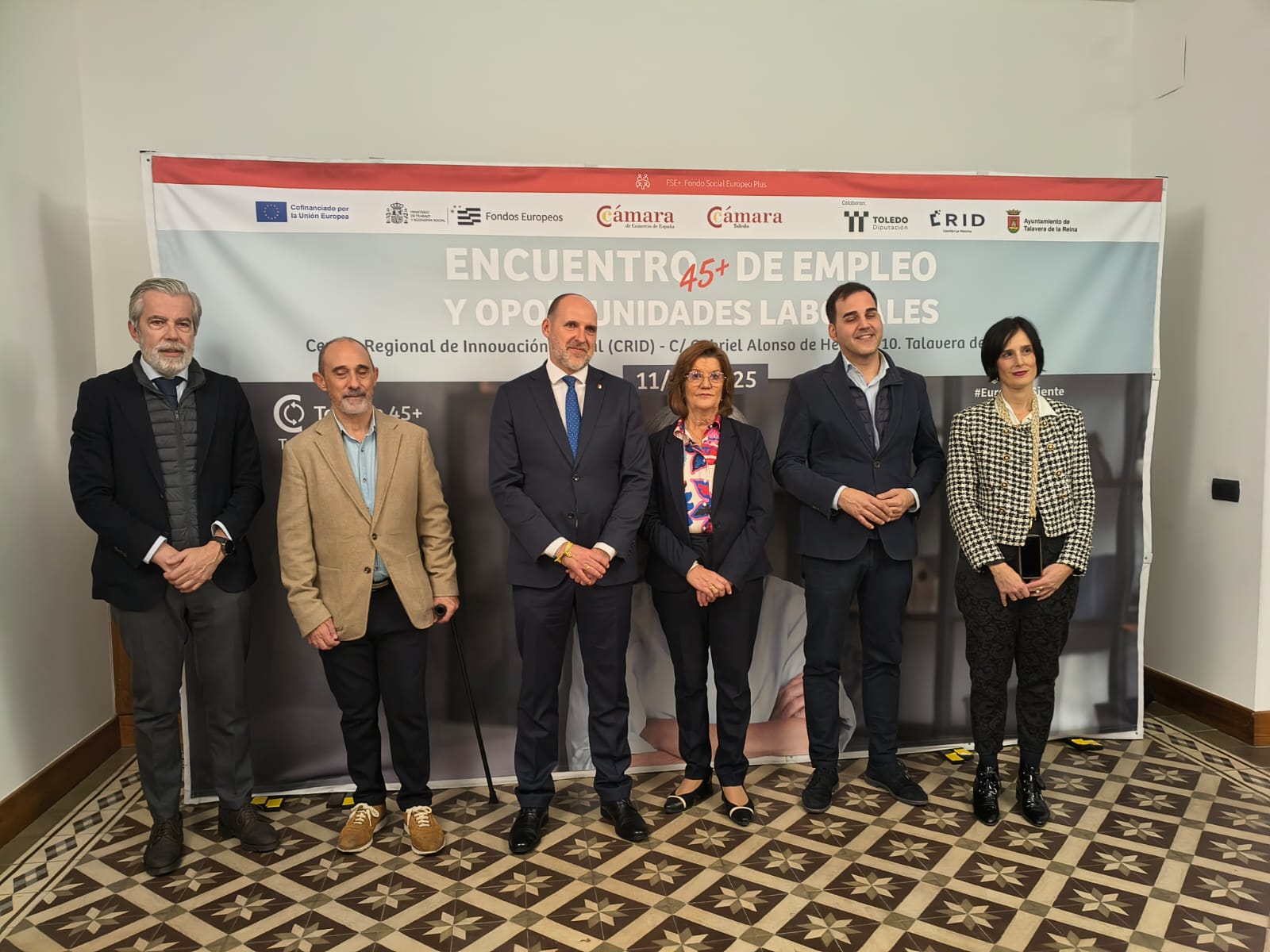 En este momento estás viendo Talavera de la Reina reúne a un centenar asistentes en el Encuentro de Empleo 45+ para impulsar el talento sénior y la digitalización