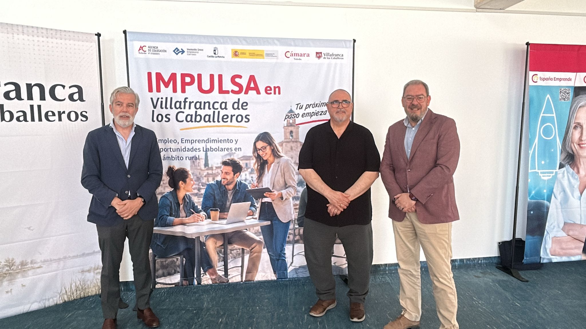 En este momento estás viendo El Ayuntamiento de Villafranca de los Caballeros y la Cámara de Comercio de Toledo acercan empleo, emprendimiento y servicios digitales al municipio con la jornada “Impulsa  en Villafranca”